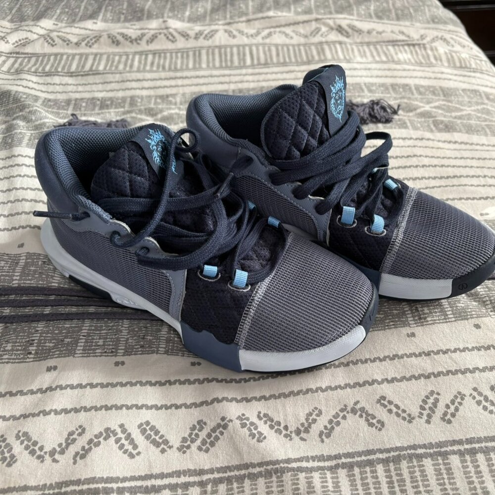 Size 6.5 - Nike LeBron Witness 8 Ashen Slate (converts to womens size 8)